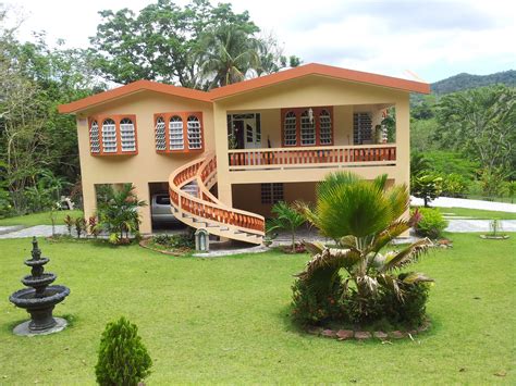 Farm house, Bayamón. . Casas en venta puerto rico